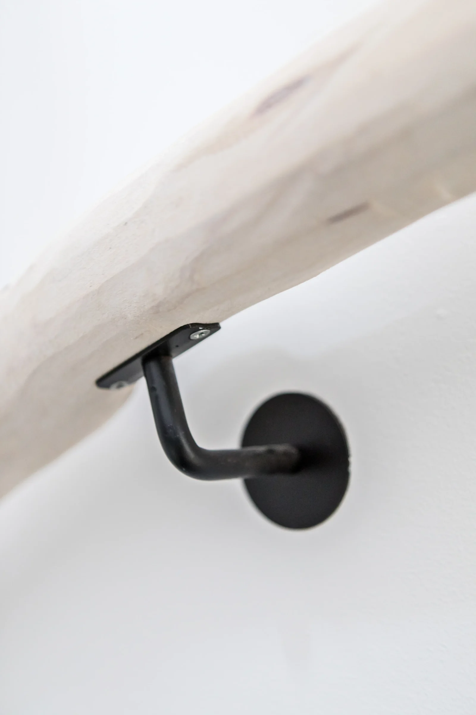 Boomstam Trapleuning White wash (3)