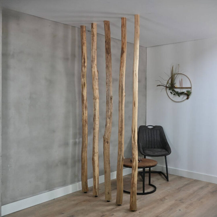 Oud eikenstam stelschroef